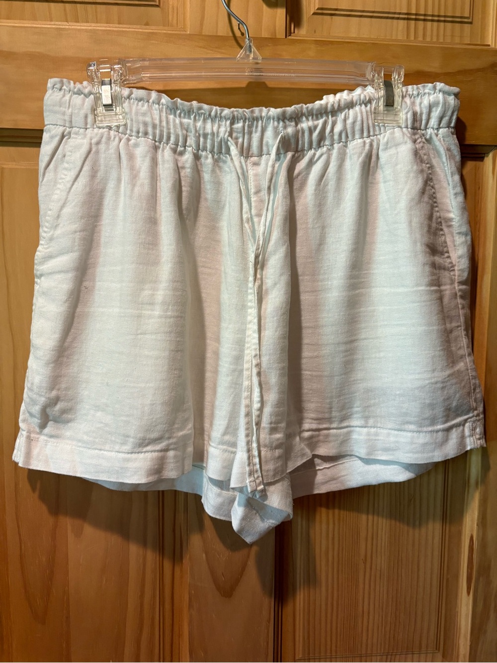 Gap White Linen Blend Pull-On Easy Shorts women’s M